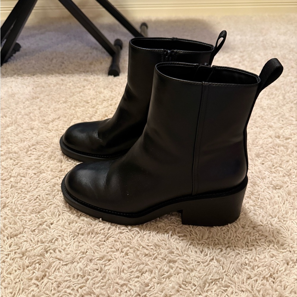 Zara Classic Black Ankle Boots